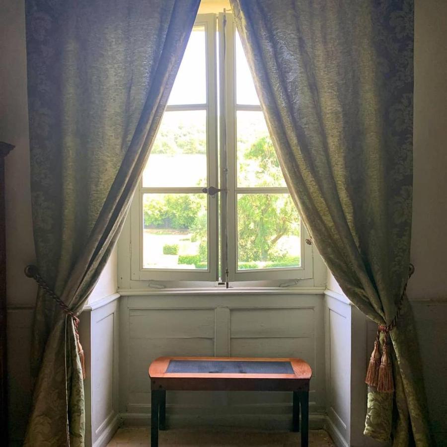 Chateau D'Ozenay ภายนอก รูปภาพ