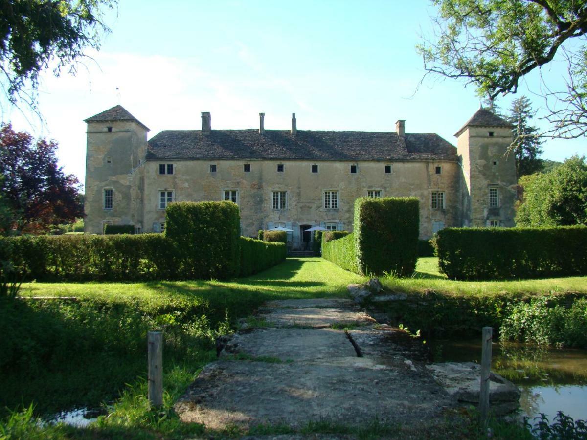 Chateau D'Ozenay ภายนอก รูปภาพ